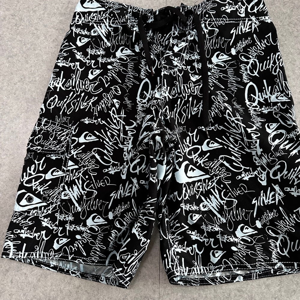 Quiksilver Men’s Black & White Script Logo Board Shorts